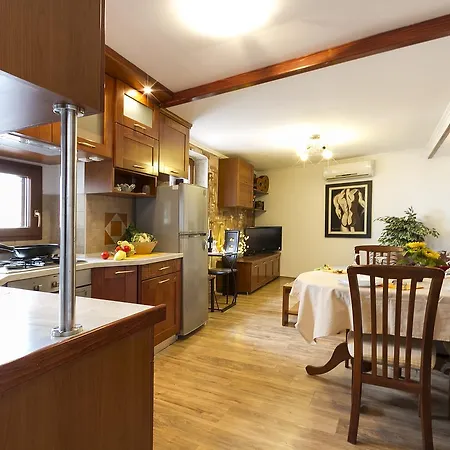 Apartment Nino *