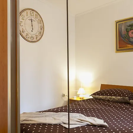 Nino Apartment